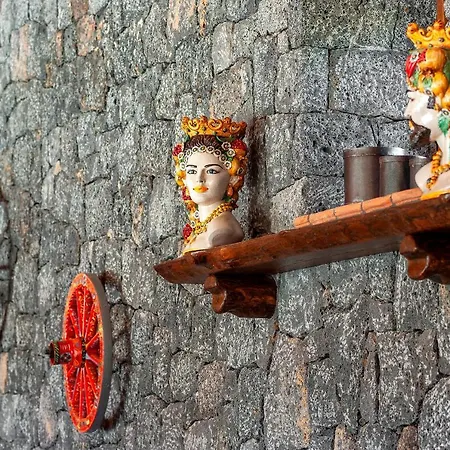 Etna Quota Mille Boutique Hotel, Typical Sicilian Food&wine *