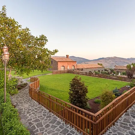 Etna Quota Mille Boutique Hotel, Typical Sicilian Food&wine Séjour à la campagne