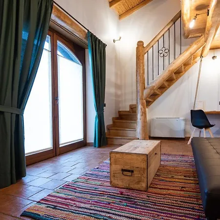 Etna Quota Mille Boutique Hotel, Typical Sicilian Food & Wine