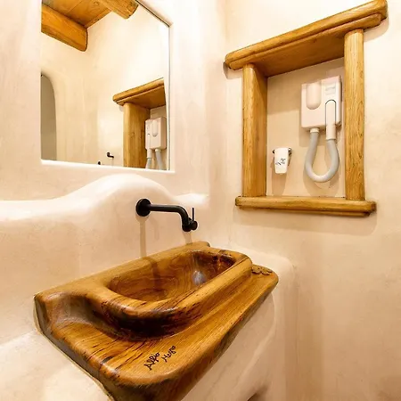 Etna Quota Mille Boutique Hotel, Typical Sicilian Food & Wine * Randazzo
